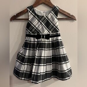 JONA MICHELLE Toddler Girl’s Black & White Plaid Sleeveless Belted Formal Dress